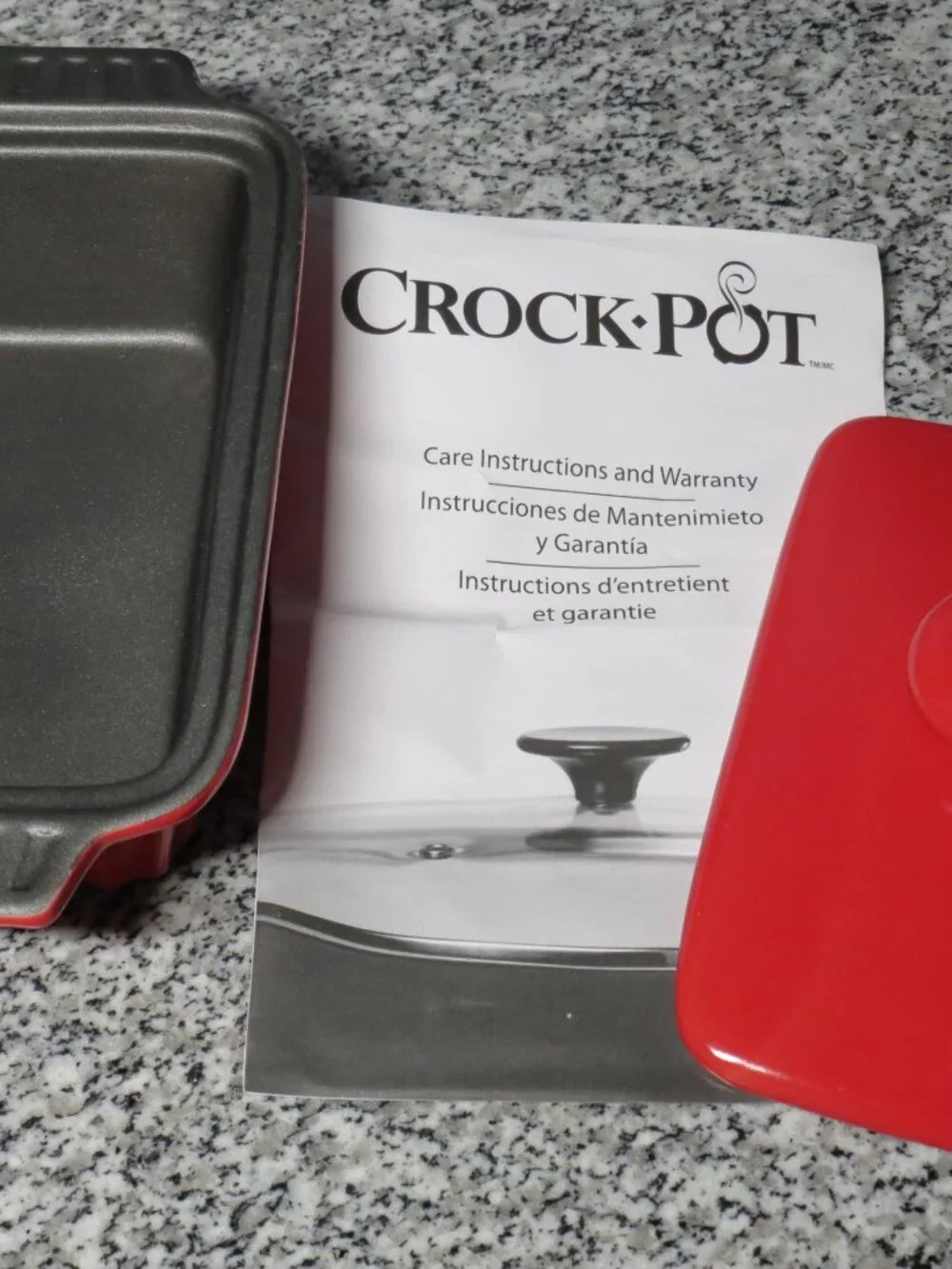 New Crock-Pot Red 2pc. Denhoff Non-Stick Stoneware Casserole Dish With Lid